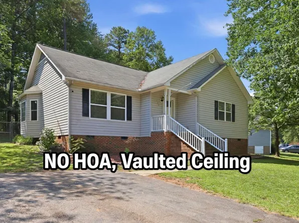 215 Brookfield Cir, Sanford, NC 27330