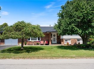 25 Lakeview Ave, Norfolk County, ON N0A 1N8