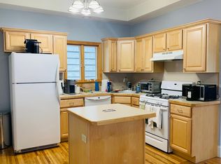 379 K St #2, Boston, MA 02127
