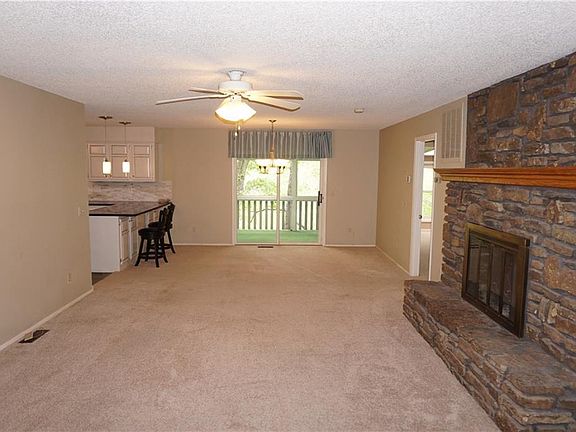 5th image of 5 Cora Cir