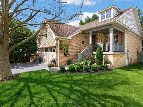 45 Rosemarie Cres, Whitby, ON L1M 1G6