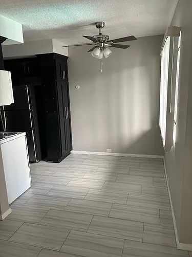 612 N Wilcox Ave #24 Photo 1