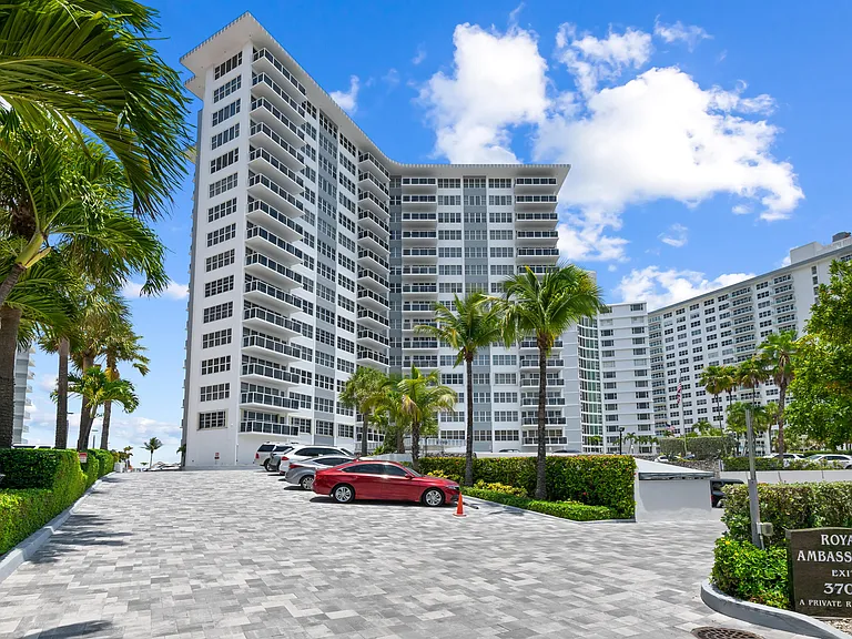 3700 Galt Ocean Dr #1604 — Photo 43