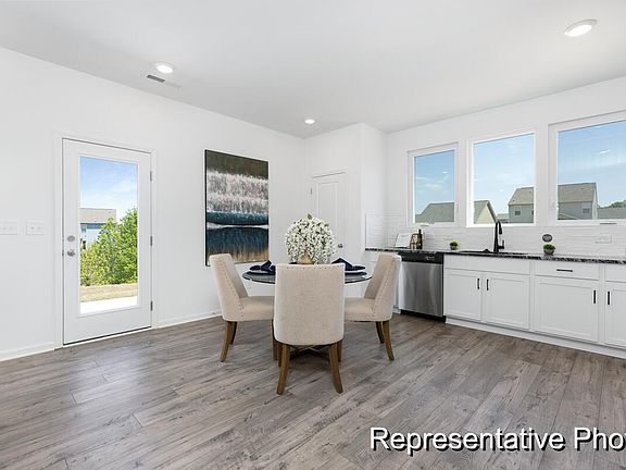 4th image of 1058 Toland Dr #70P