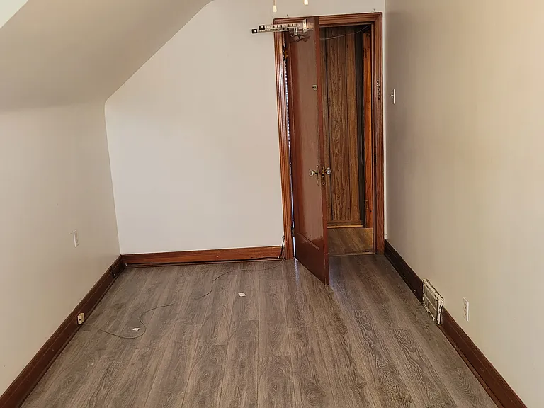 3567 Chapin Ave #2 — Photo 9