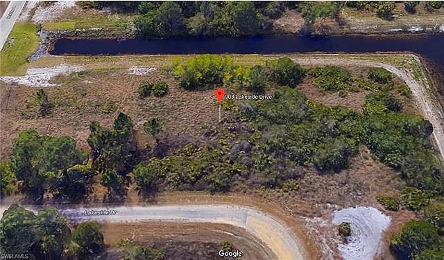 1st image of 908 Lakeside Dr