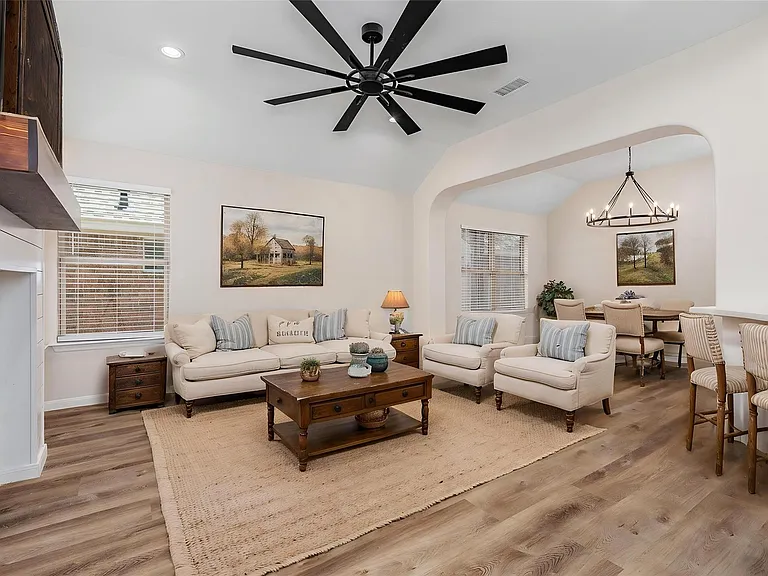 42 Camber Pine Pl — Photo 3
