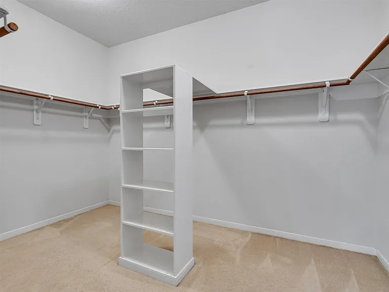 9915 Valance Way — Photo 19