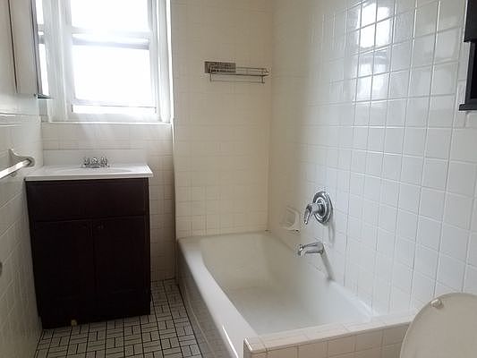 2nd image of 517 W 113th St #6S2