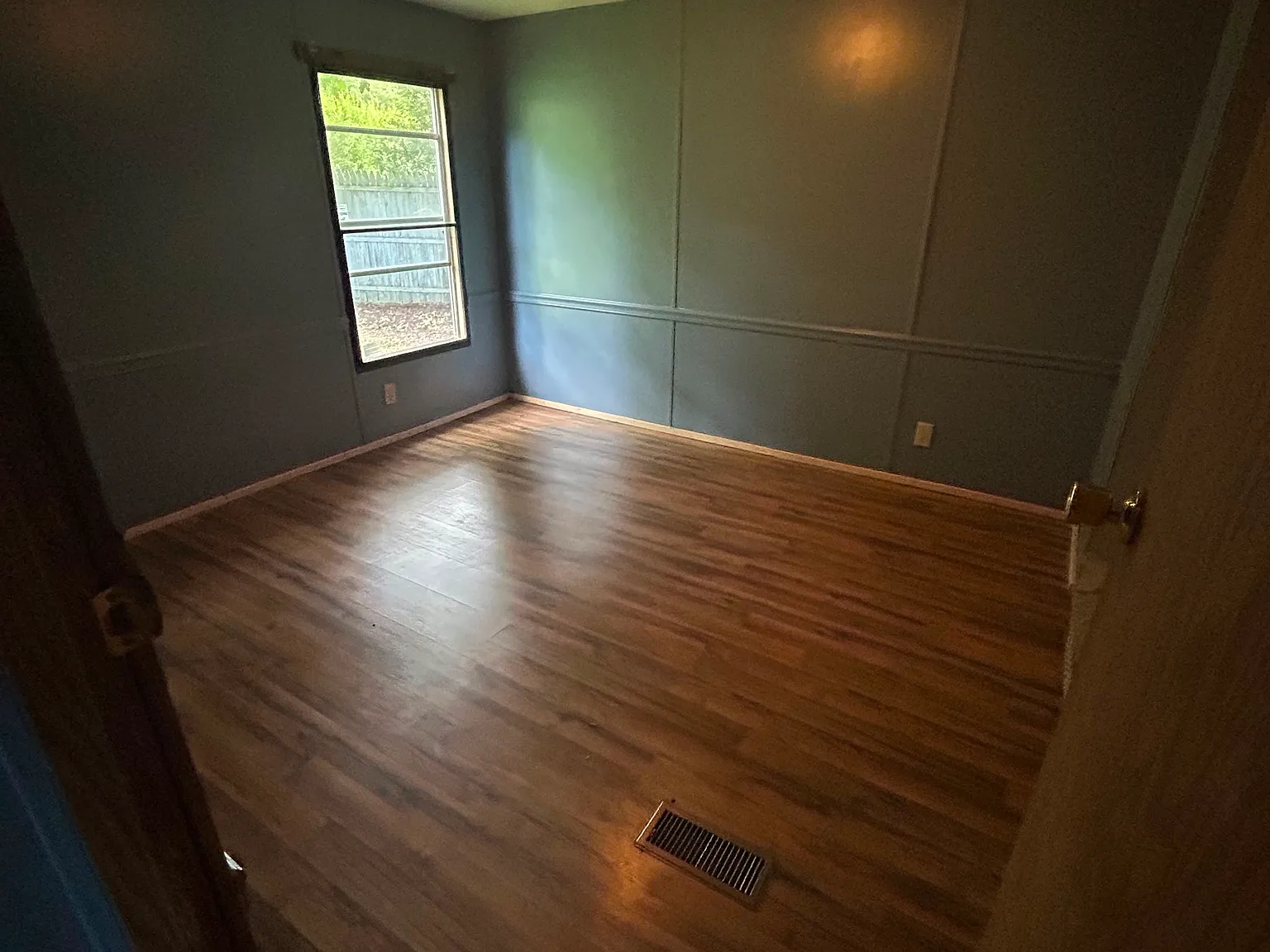 2 bed, $1,000 — Photo 3
