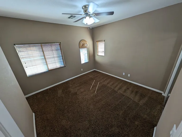 9209 Worsley Park Pl — Photo 30