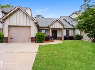 105 Colony Park Ln, Locust Grove, GA 30248