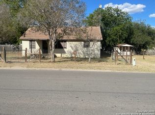 19304 N Prairie St, Lytle, TX 78052
