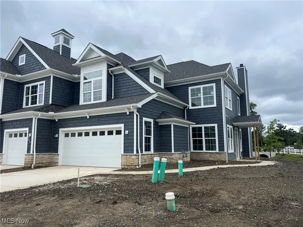 500 Port Side Dr, Avon Lake, OH 44012