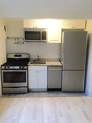 Rented by Newcastle Realty Services | media 18