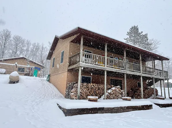 5268 Oak St, Lewiston, MI 49756