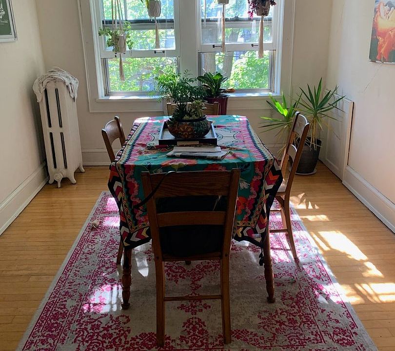 2nd image of 2637 N Maryland Ave #25