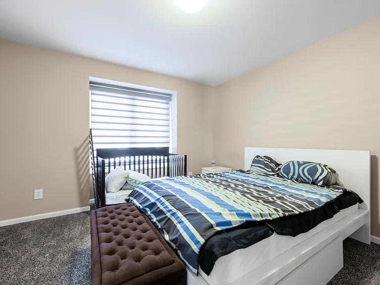 20450 Naves Dr — Photo 21