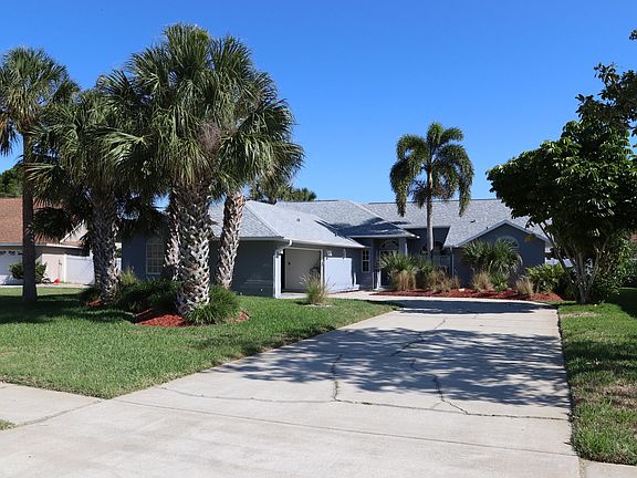 3rd image of 485 Buttonwood Dr S