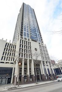 1122 N Clark St APT 3202, Chicago, IL, 60610