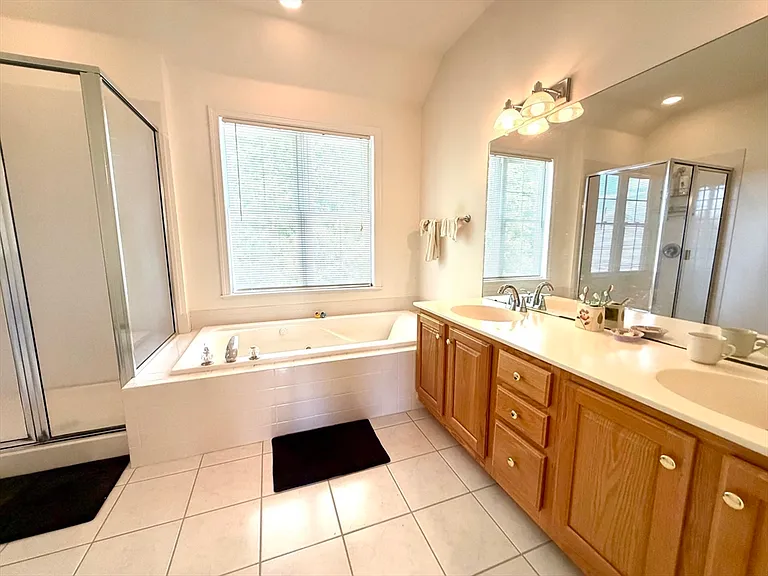 43 Independence Ln — Photo 23