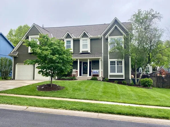 12822 Lucille St, Overland Park, KS 66213
