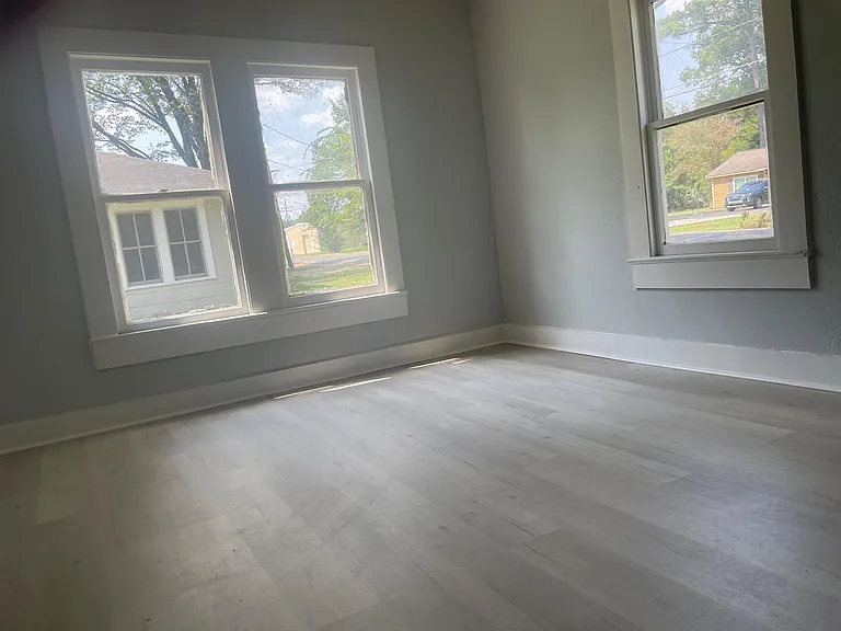 118 Bancroft Blvd — Photo 8