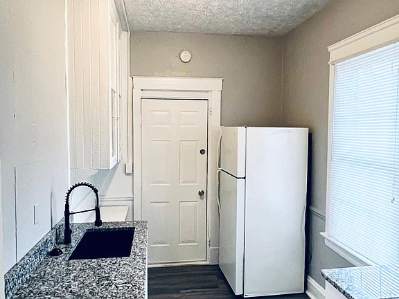 2nd image of 3339 W 105th St #3