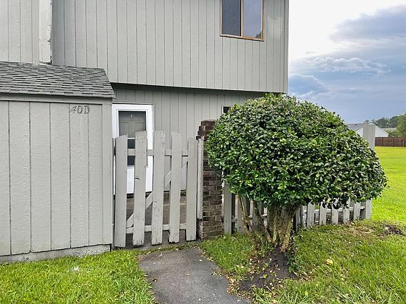 2nd image of 176 Brown Blvd #40D