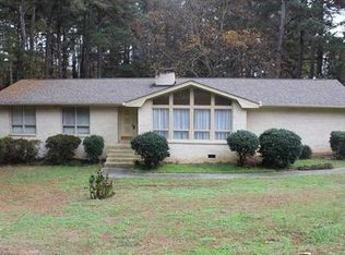 2732 Lanier Dr, Snellville, GA 30078