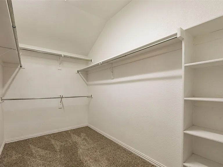 8704 Iron Horse Dr — Photo 7
