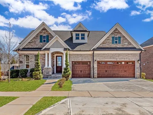 2607 Livery Stable Dr, Matthews, NC 28105