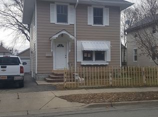 582 North Ave, Aurora, IL 60505