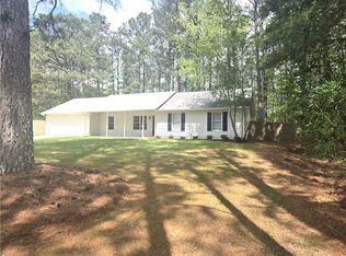 11013 Clearwater Dr, Hampton, GA 30228
