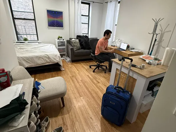 193-195 Bleecker Street image 1 of 6