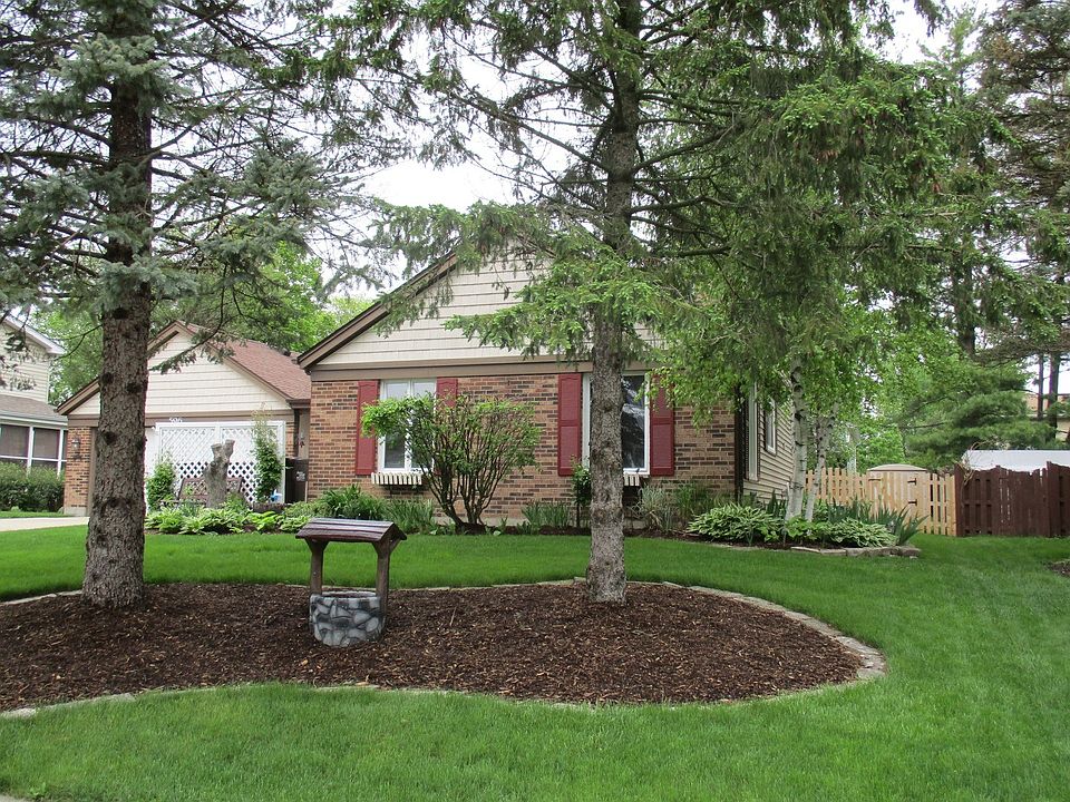 2nd image of 596 Monterey Dr