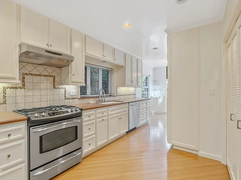 44 San Miguel Rd — Photo 9