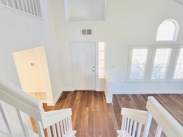 1816 Paseo Del Lago Dr, Vista, CA 92081