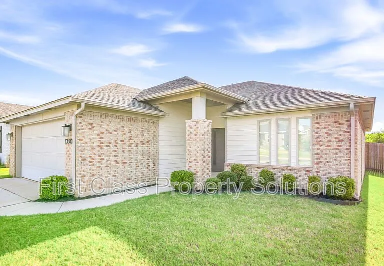 13500 Watson Dr — Photo 2