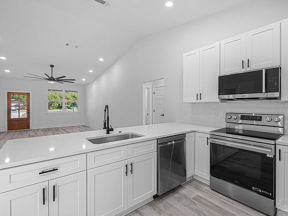 2nd image of 5009 Saufley Field Rd