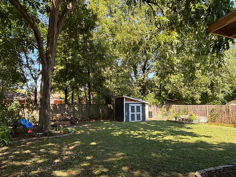 1209 Brighton Rd — Photo 14