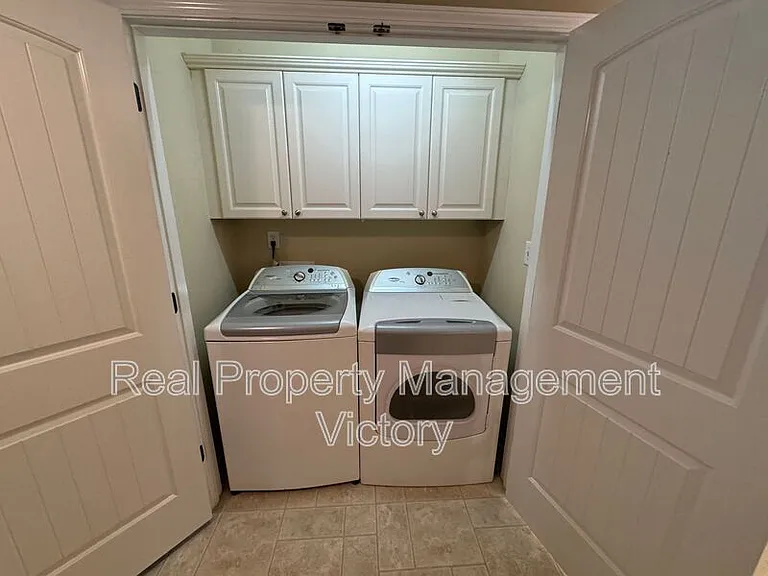4248 Ashwood Cv — Photo 5