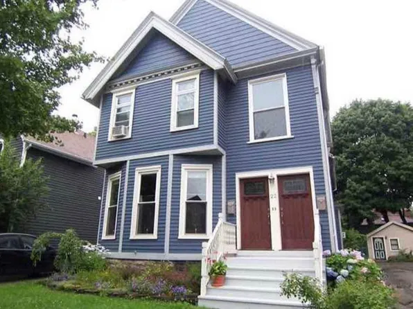 22 Brighton St, Rochester, NY 14607