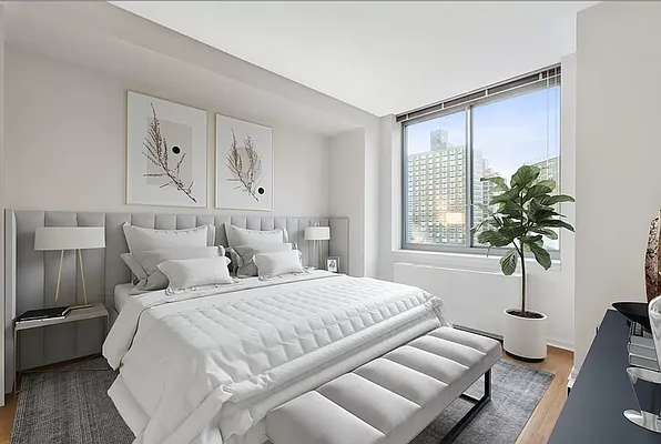 Rented by Greystar | media 4