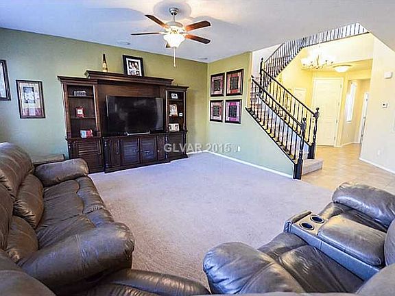 5th image of 10124 Amana Oaks Ave