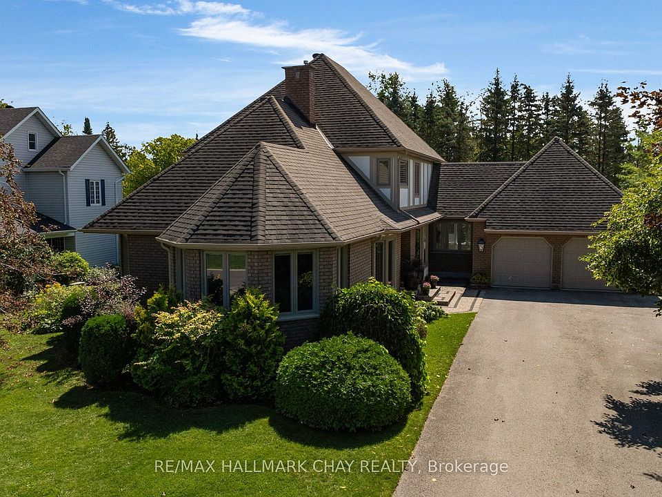 1st image of 9 Howard Dr