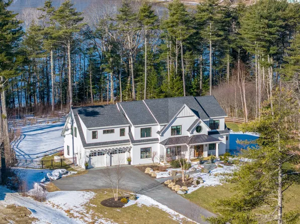 96 High Winds Drive, Yarmouth, ME 04096