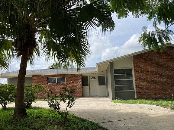2nd image of 7608 Skyview Dr