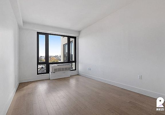 3rd image of 629 4th Ave #809