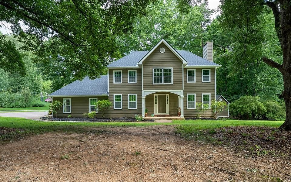 1st image of 4121 Willow Walk